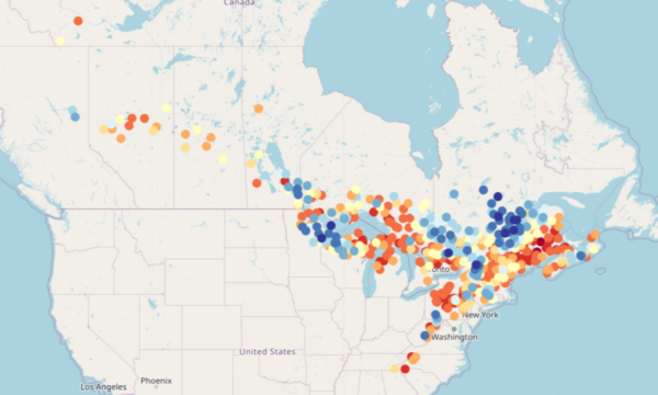 A map of Canada shows species trends using coloured dots to indicate whether a species is increasing or decreasing.